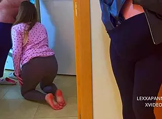 pregnant women sucking friend's dick