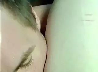 Dia Jarang Biarin Aku Jilat Memeknya, Tapi Kalau Iya Aku Dalemin Banget