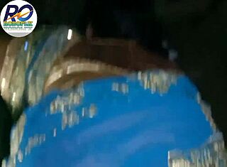 데시 가우의 바라티에서 말 패서 사리 들춰 애널 박아줌.