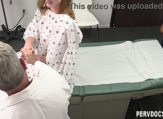 Fuck me doctor, plz, I'm so horny... Samantha Reigns begs!