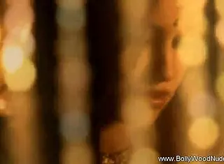 Bollywood brunette dancer teases with striptease moves