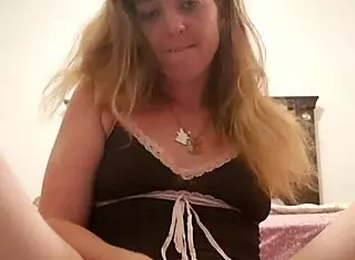 girl puts on a show with toys 😊