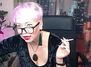 Mommy spreads legs for solo play