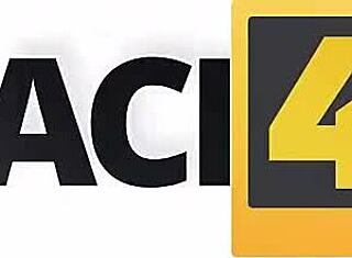 Kato tota monsterikyrpää panemassa blondi tšekkiä