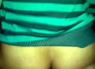 Pornstar Gets Fucked Deliciously On Webcam