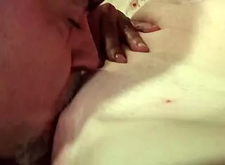 roxanne and xander sucking off that slutty pussy