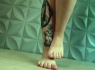 do you deserve to smell our used panties