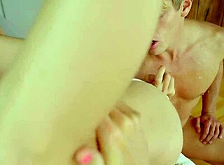 실수로 깊은 크림파이 노필로 남친 없을 때 야생 분출 액션