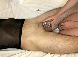 Nysgerrig på at installere en Prince Albert kyskhedsbure?