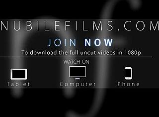 看着我男友操我的大学朋友，想加入我们吗？