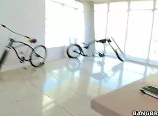 Feeling The Intense Pleasure Of Sucking Her Soft Toes