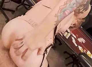 shemale sucking croupier hard 😈