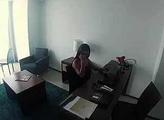 Malefikas, the excellent secretary, masturbates alone 😏