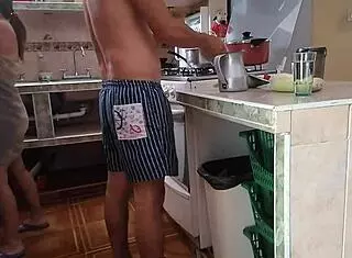 My hot girl wants me to fuck her anywhere