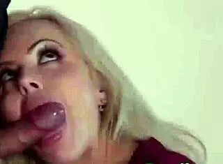 Dirty Elle Step Mom Boobs Loading