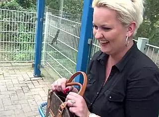 Cathy, a milf, never misses a chance to suck and pee