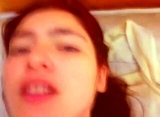 Lena sóvárog az ondó után, könyörög minden reggel a vastag faszomért