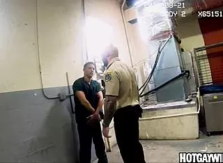 Two inmates caught in gay screwing