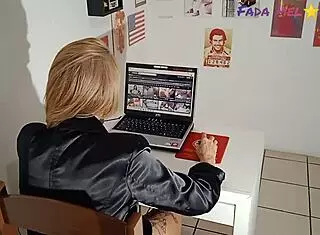 Hidden Camera Catches Secretary Giving Pussy To Boss At Work!