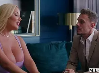 VOLUPTUOUS SAVANNAH SEDUCES new groom with her MILFY ANAL HUNGER