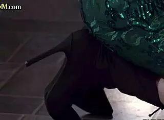 Redhead Babes in Kitchen CFNM Blowjob Group