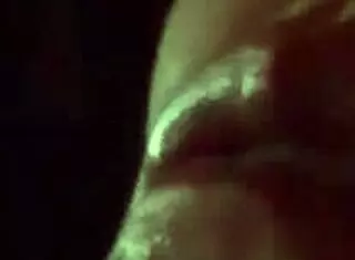 Milf gets conned into giving blowjob