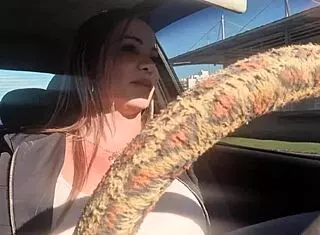 Bianca Naldy offers the best relaxing deepthroat ride