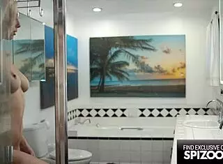 kay lovely takes it deep in session