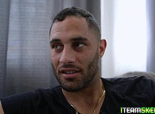 سكايلار سنو تتحدى، معصوب العينين وأمص ببطء! 😜