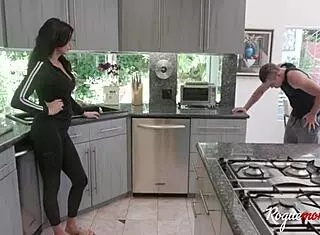 Becky Bandini services stepmom's pussy with her mouth.