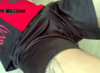 i came to fix the bed and got stuck in her juicy pussy