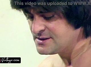 우리 친구들과 빈티지 쓰리섬 참여하고 싶어?