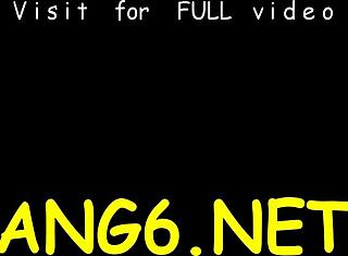 ดูนิมโฟ้ผมน้ำตาลเวก้าโดนเลียและเย็ด!