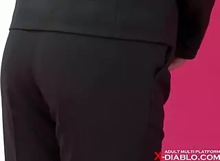 Amateur Nude Photoshoot With Maki Momoi