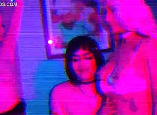 BBW lesbians having hotel room fun 😍