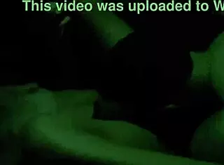 toda de rosinha no swing e pronta pra dar bucetinha e encher a boquinha de leite