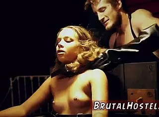 Teen bounces big boobs in domination dance