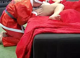 latina prostitute sucks and gets sucked in amateur oral fetish with big ass.