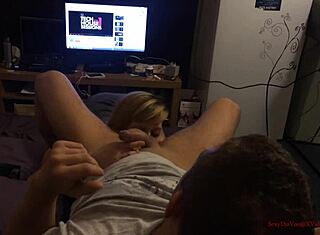 Aku Suka Ngisep dan Telan Blowjob POV