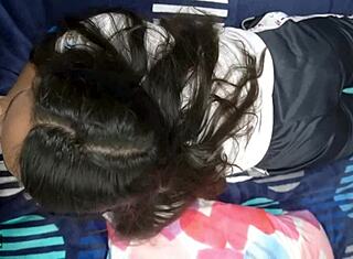 मुझे देखकर बहुत एक्साइटमेंट है ये यंग 18+ स्टूडेंट्स टीचर से बेटर ग्रेड्स के लिए अपनी टाइट गैंड्स ऑफर कर रही हैं