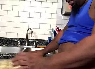 Suck And Fuck Til Ya Squirt