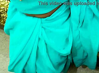 मैरिड हाउसवाइफ को किचन में डॉगी स्टाइल से चोदा, डर्टी हिंदी ऑडियो के साथ