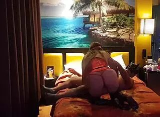 look at this peruvian beauty in her red corset, so sexy