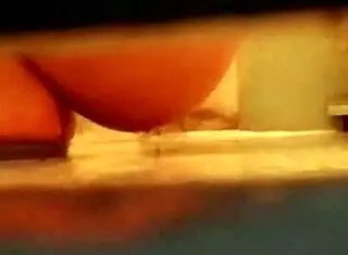 quay len em sinh vien tam trong nha 😏 an sex bi an