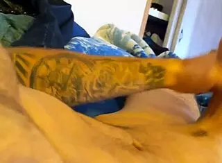 Latina Masturbates on Webcam While Builder Works