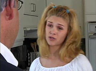 Kelly大学生12 - 学习会变成吸吮和操