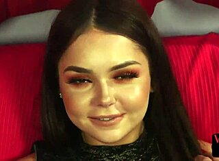 CFNM вуайер девчонка в чулках и каблуках дразнит дрочилу сейчас