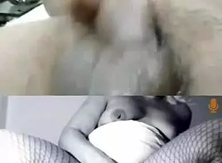 Watch this huge dildo stretch my big pussy on cam