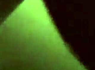 ว้าว ดูหน้าอกสวยๆ นี่และฟังเสียงครางไทยของเธอ!