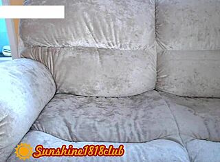 Katso tämä webcam-show naimisen ja suihkuttamisen kanssa tammikuun 23. päivänä!